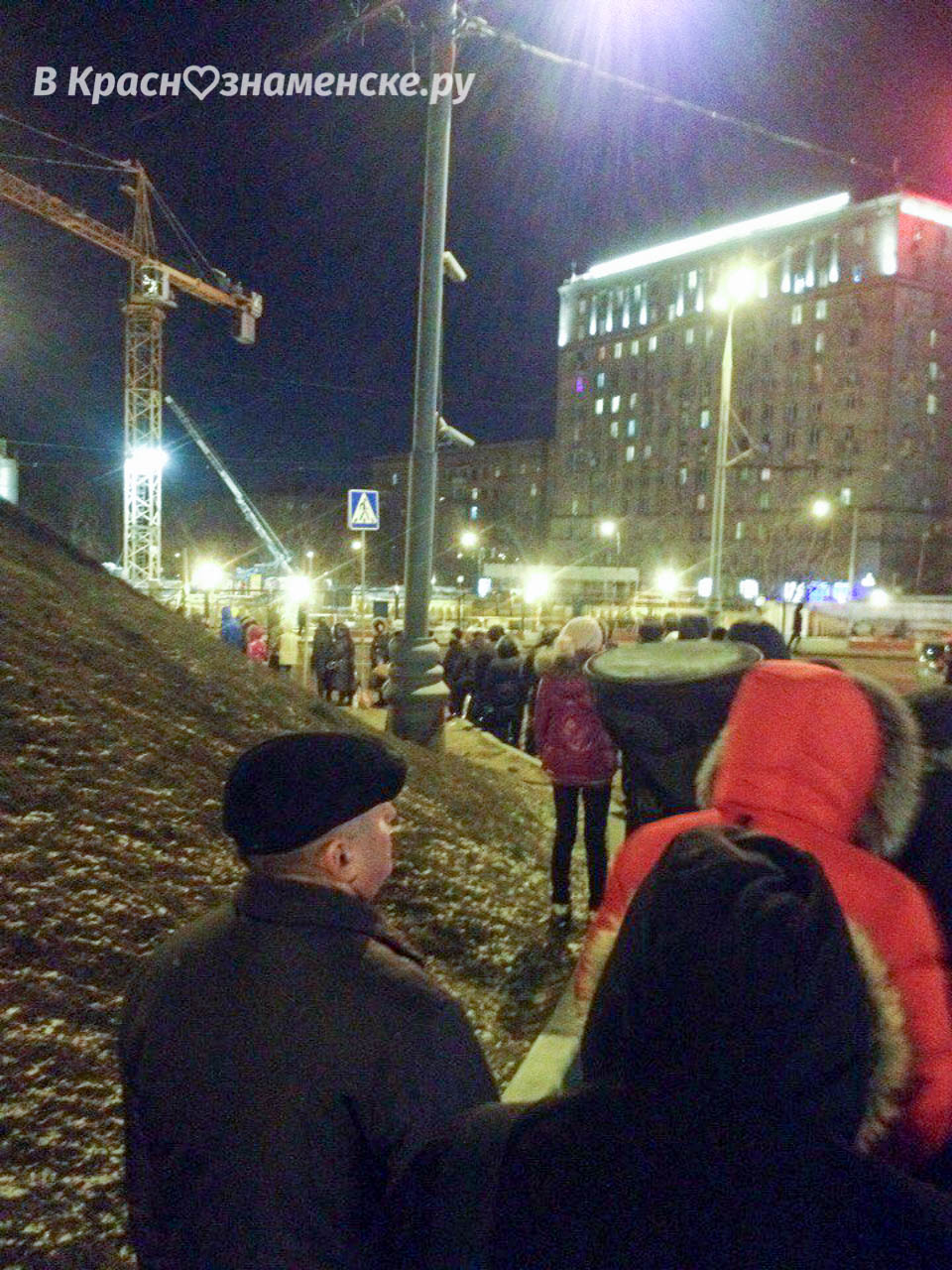 Очередь на 442 автобус Москва > Краснознаменск Очередь на 442 автобус Москва > Краснознаменск
