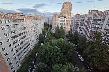 Будьте осторожны и бдительны! На улице Гагарина 13, 1 подъезд, кто-то бросает яйца из окна!