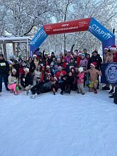 Юные спортсмены города вместе с командой БЕГИ КРАСНОЗНАМЕНСК пробежали первый забег наступившего 2026 года