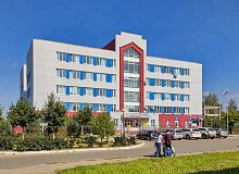 Как вы оцениваете работу наших детской и взрослой поликлиник в городе?